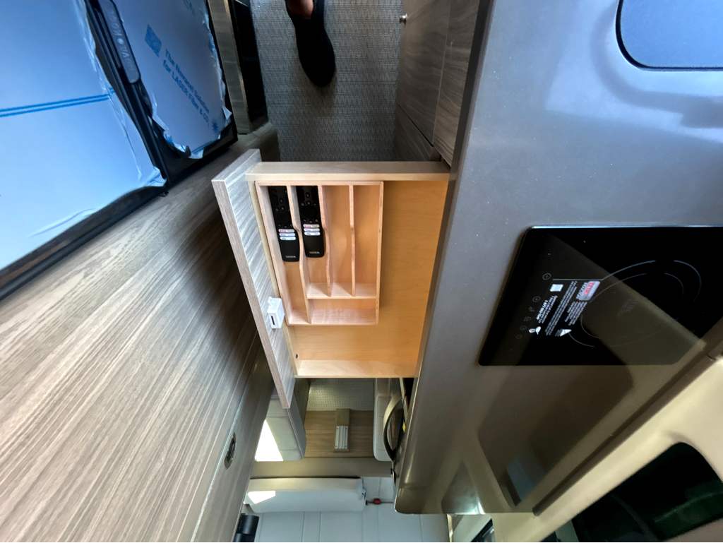 2027 AIRSTREAM INTERSTATE 24GT - Image 18