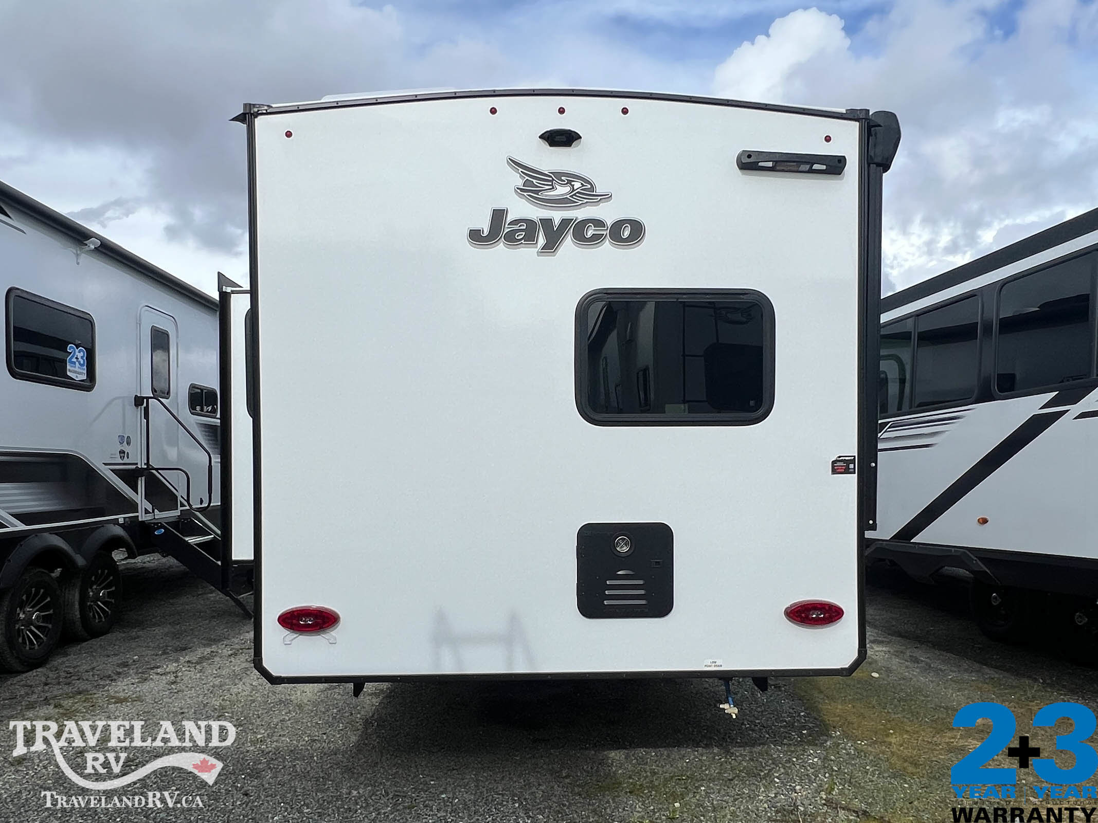 2026 JAYCO Jay Feather 26BHSL - Image 3