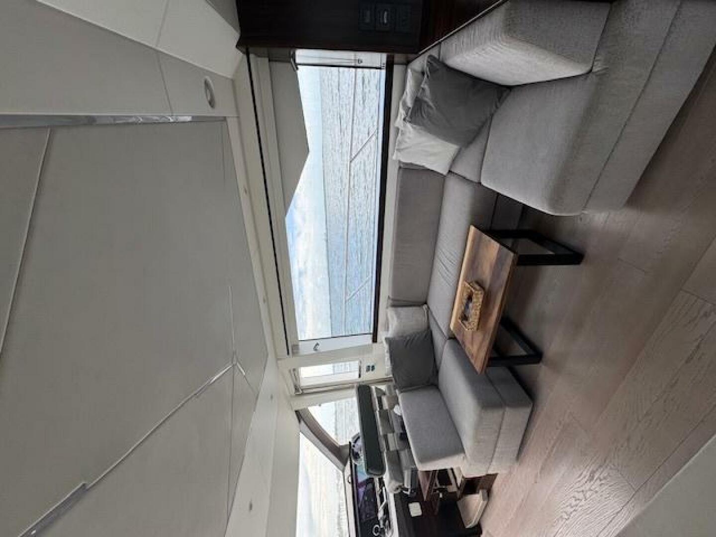 2022 Sunseeker Manhattan 68 - Image 32