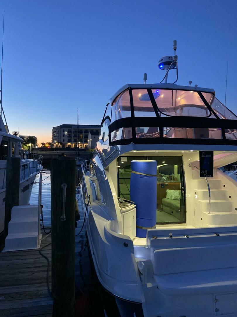 2006 Cruisers Yachts 477 Sport Sedan - Image 39