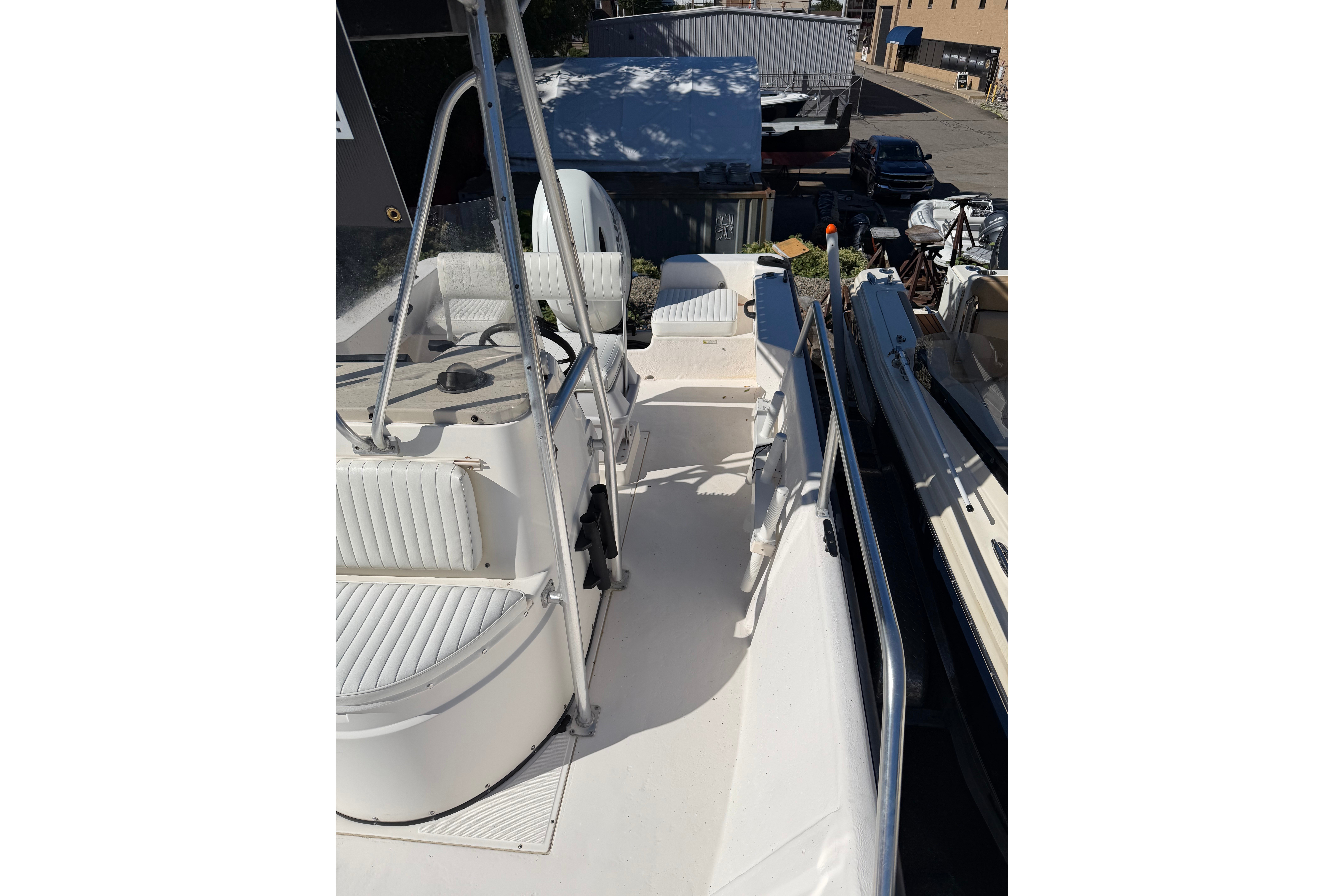 1997 Hydra-Sports 22 Ocean CC - Image 9