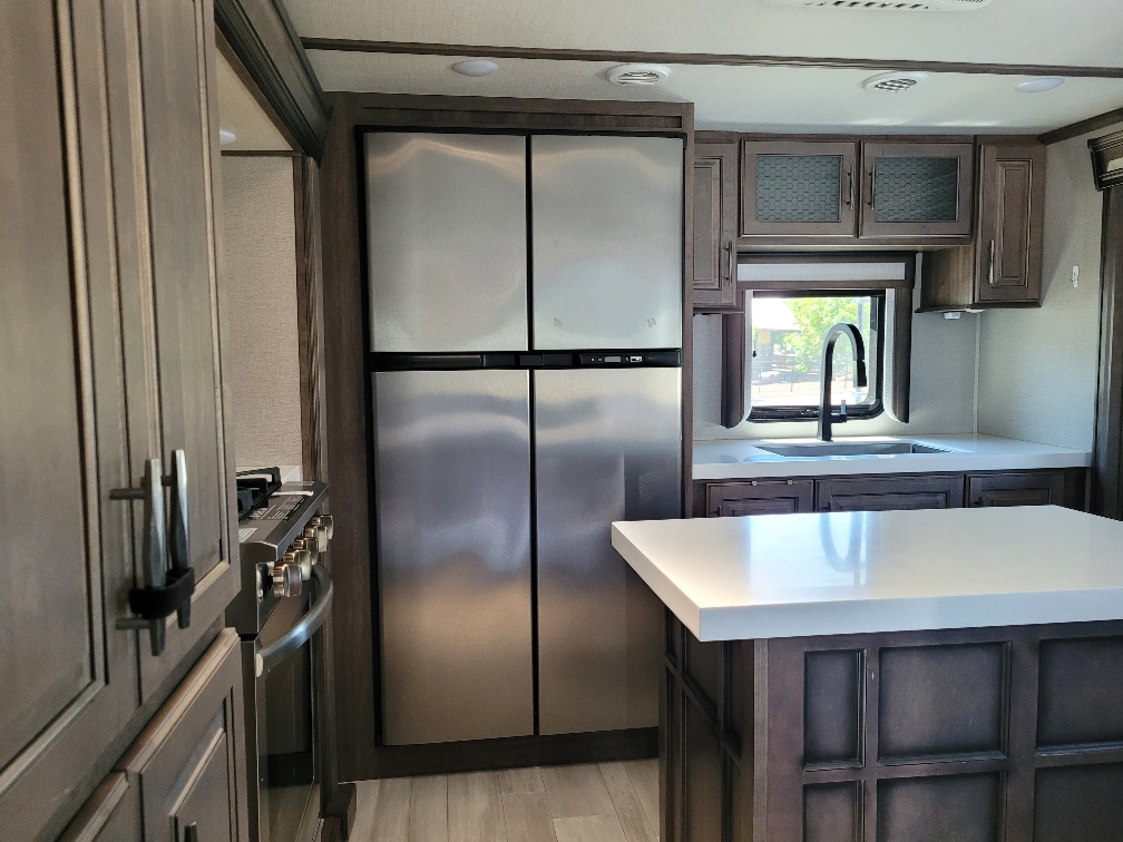 2022 Grand Design Solitude 390RK - Image 9