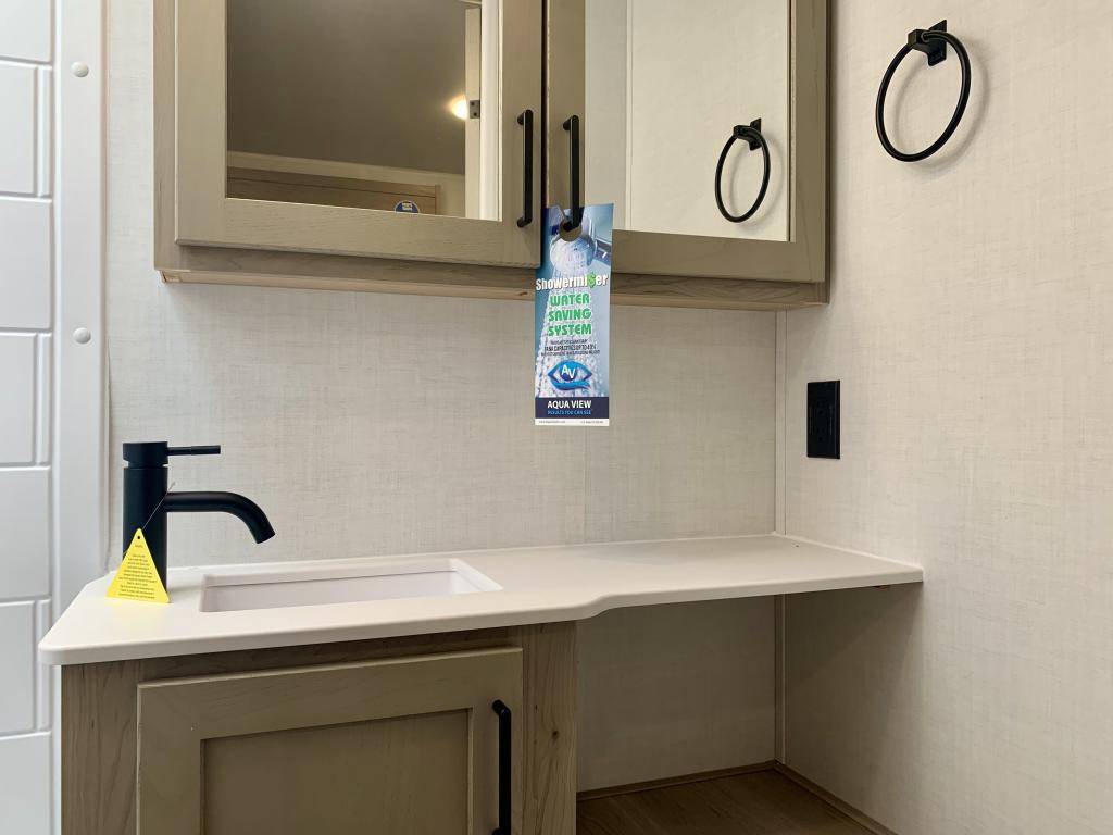 2026 FOREST RIVER E20FK - Image 24