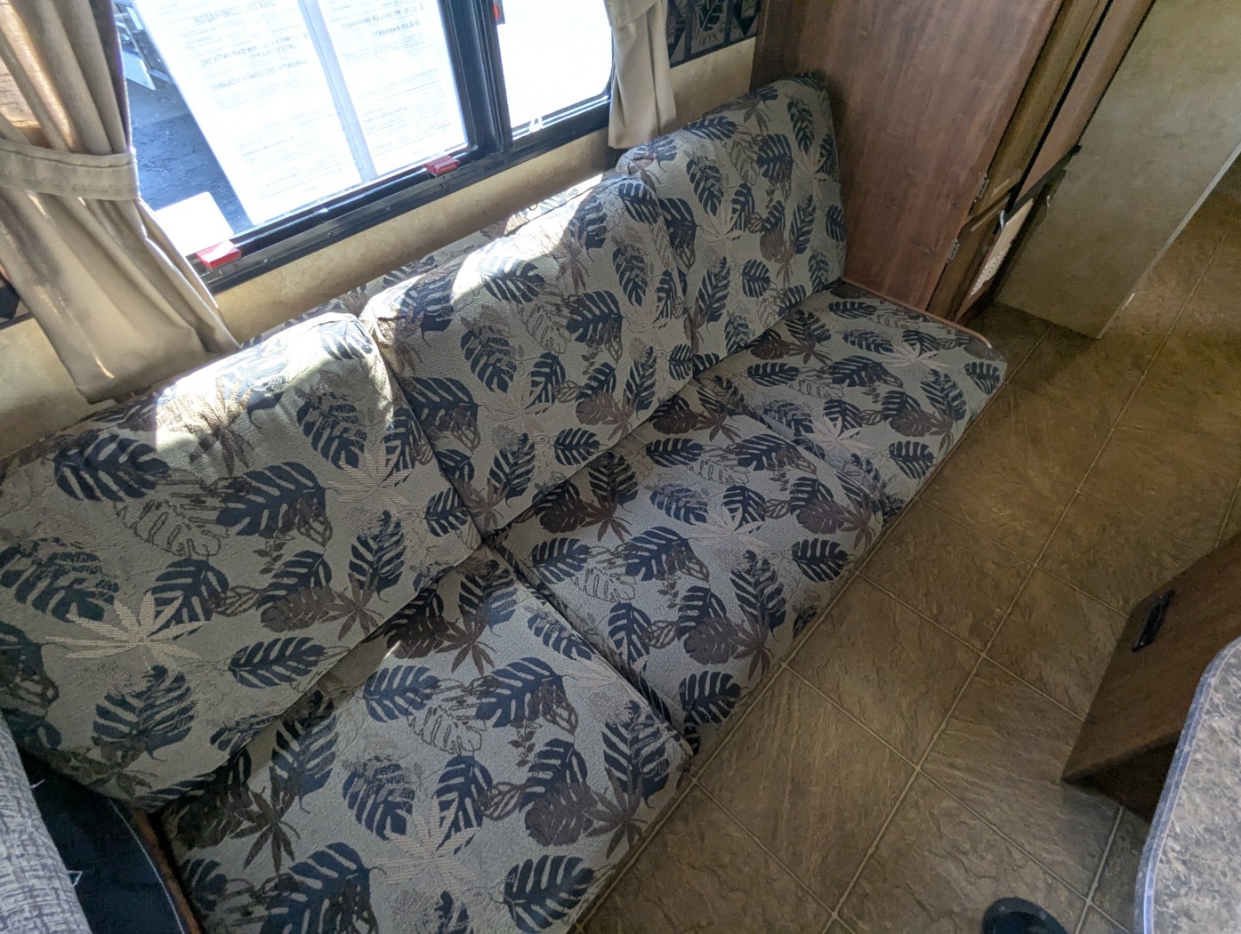 2011 JAYCO JAYFEATHER X213 - Image 27