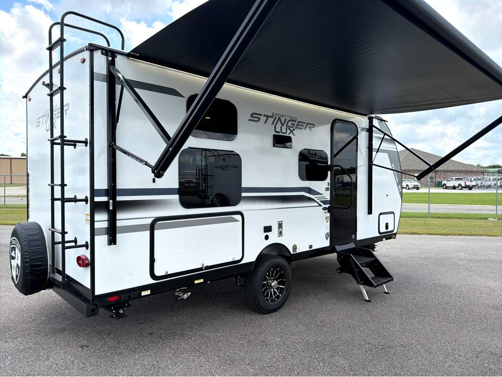 2026 VENTURE RV SPORTTREK STINGER 161VUD - Image 4