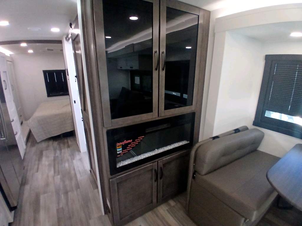 2026 ENTEGRA COACH VISION XL 34G - Image 23