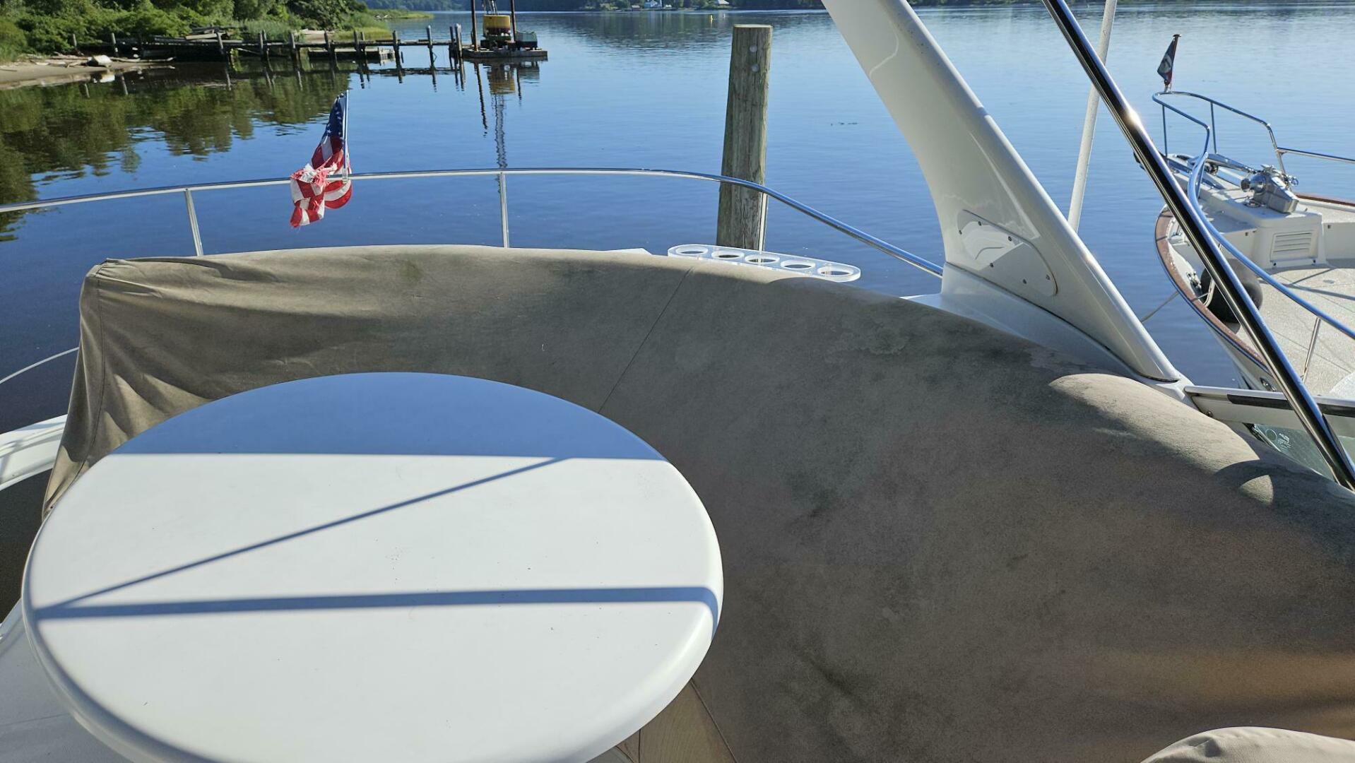 2000 Carver 450 Voyager - Image 27