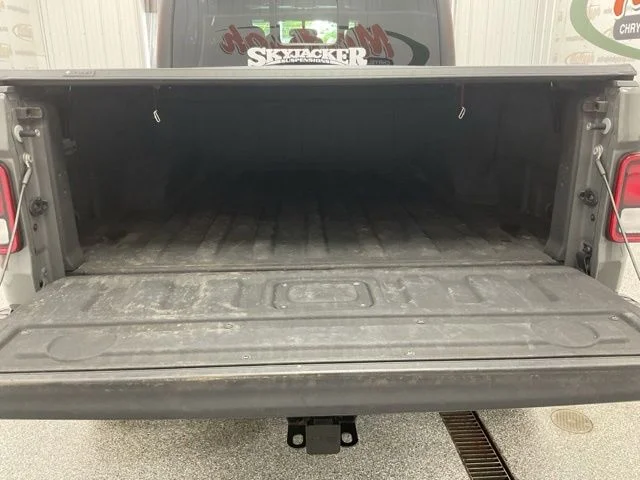 2020 Jeep Gladiator Crew Cab Rubicon 4WD - Image 11