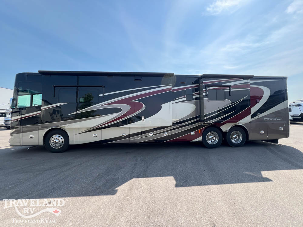 2015 Tiffin Phaeton 42 LH - Image 7