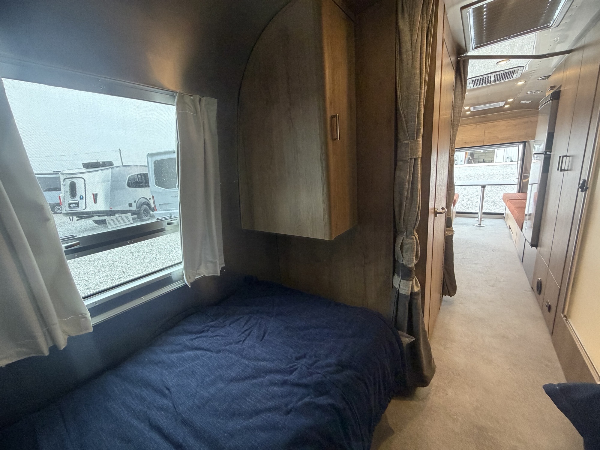2027 AIRSTREAM TRADE WIND 27FBT - Image 6