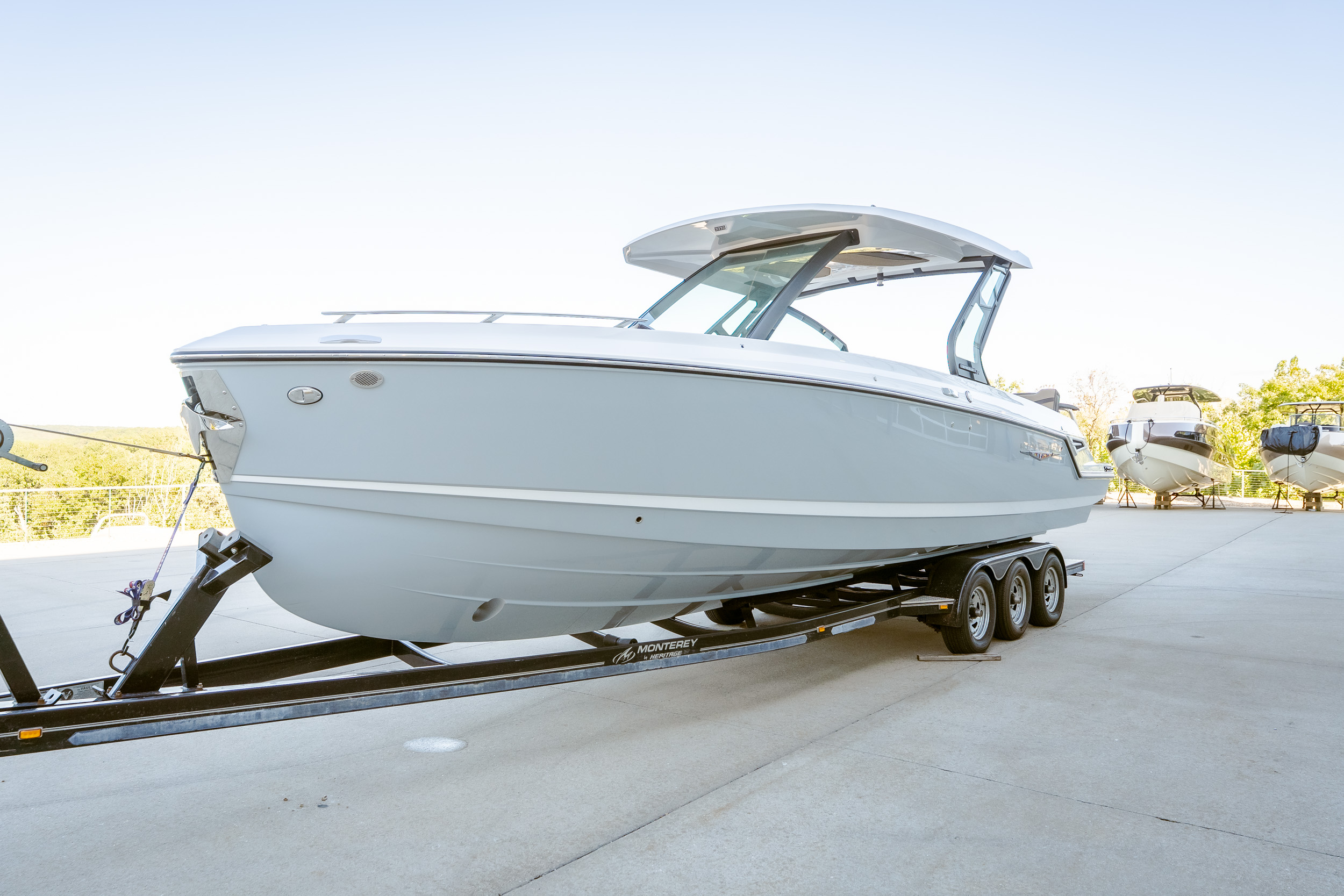 2027 Monterey Elite 30 OB - Image 4