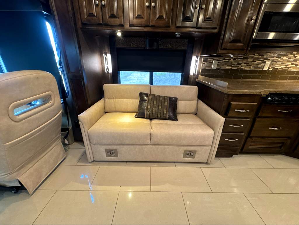 2016 TIFFIN ALLEGRO RED 38QBA - Image 24