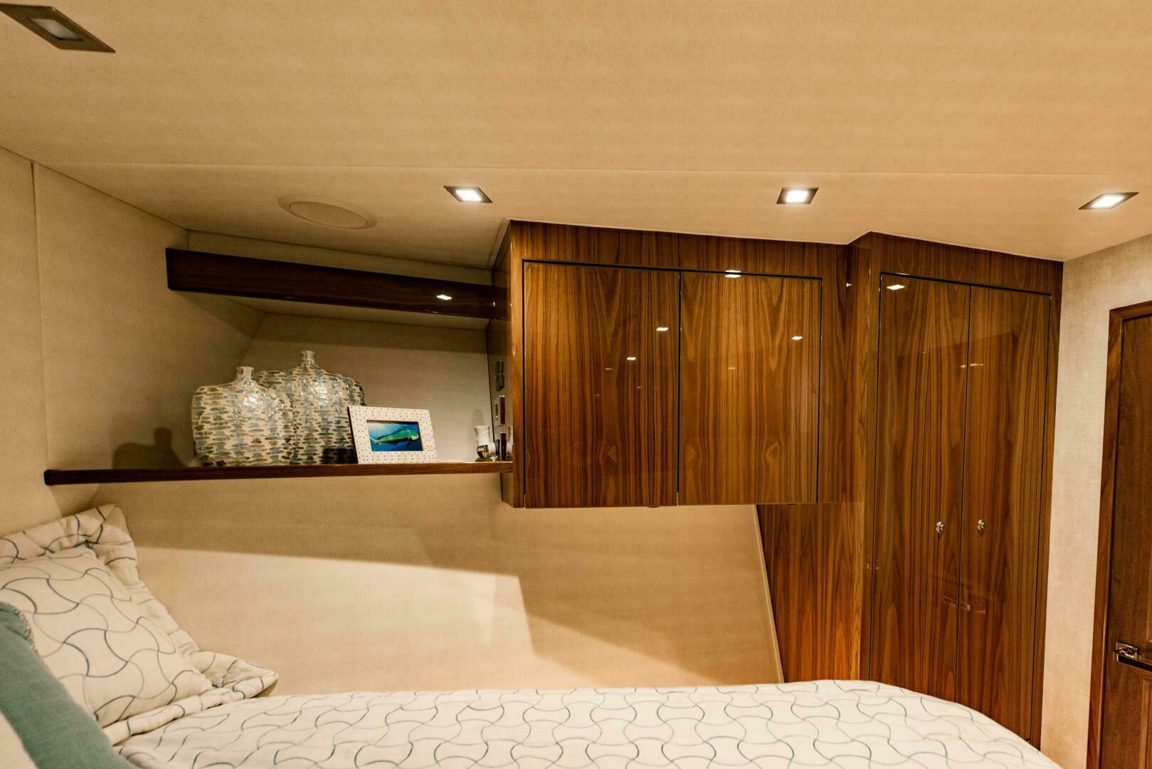 2020 Viking 72 Enclosed Bridge - Image 25