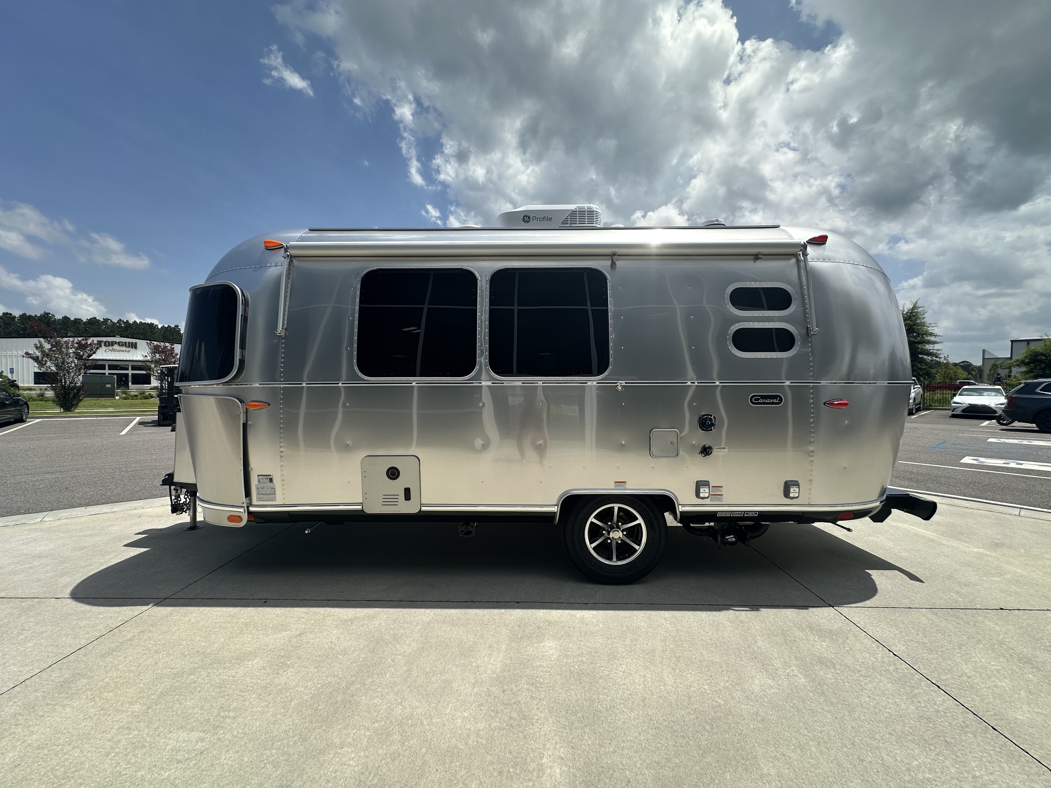 2027 Airstream Caravel 20FB - Image 7