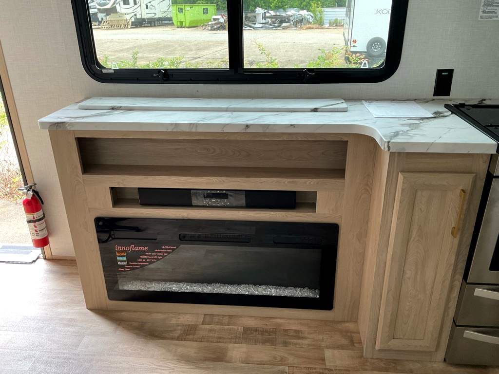2025 KZ RIDGEWAY 27 RK - Image 7