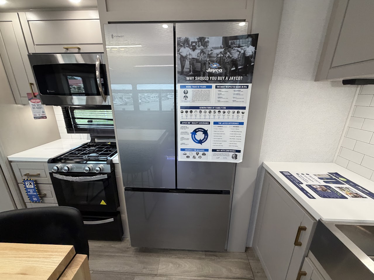 2027 JAYCO NORTH POINT 375TBDB - Image 23
