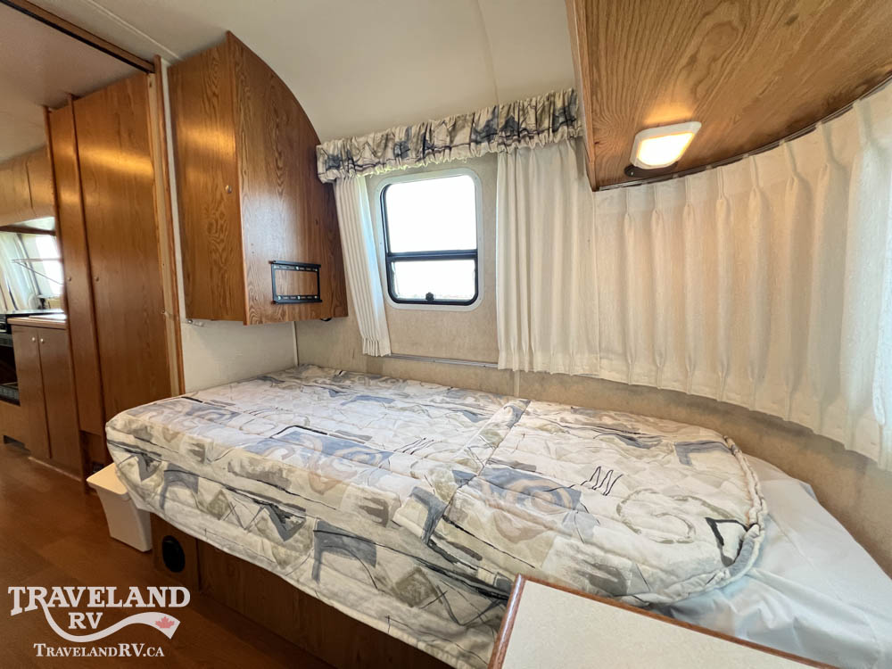 2001 AIRSTREAM SAFARI 25RBT - Image 23