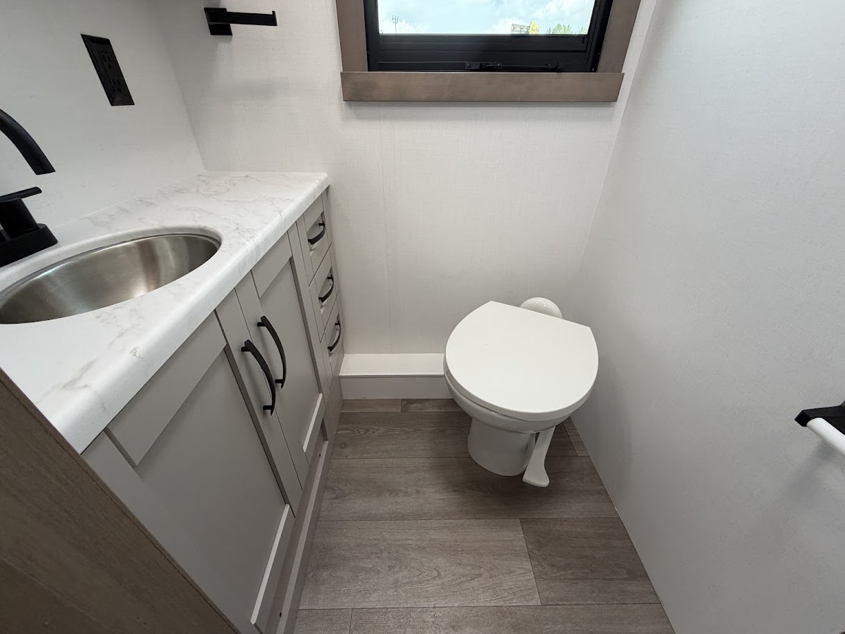 2027 JAYCO PRECEPT 31UL - Image 38