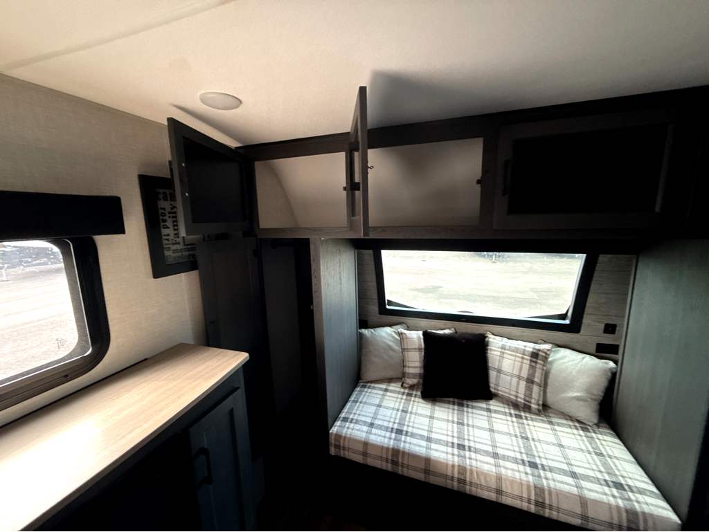 2025 VENTURE SPORTTREK 272VRK - Image 21