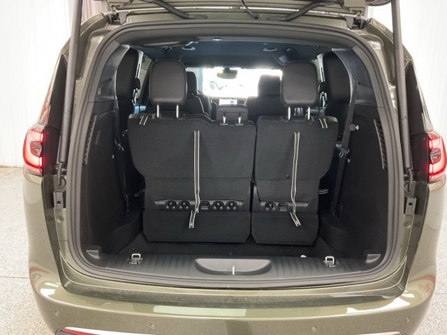 2027 Chrysler Pacifica Select AWD - Image 21