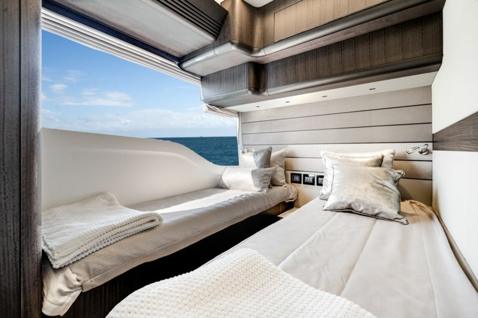 2024 Galeon 560 FLY Base - Image 8