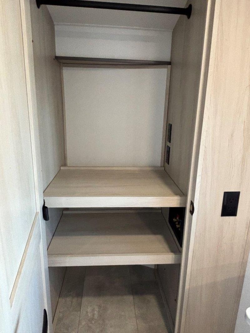 2025 Grand Design Solitude 388MBS - Image 40