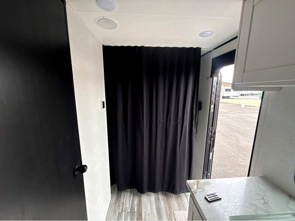 2026 JAYCO JAY FLIGHT SLX 210QB - Image 24