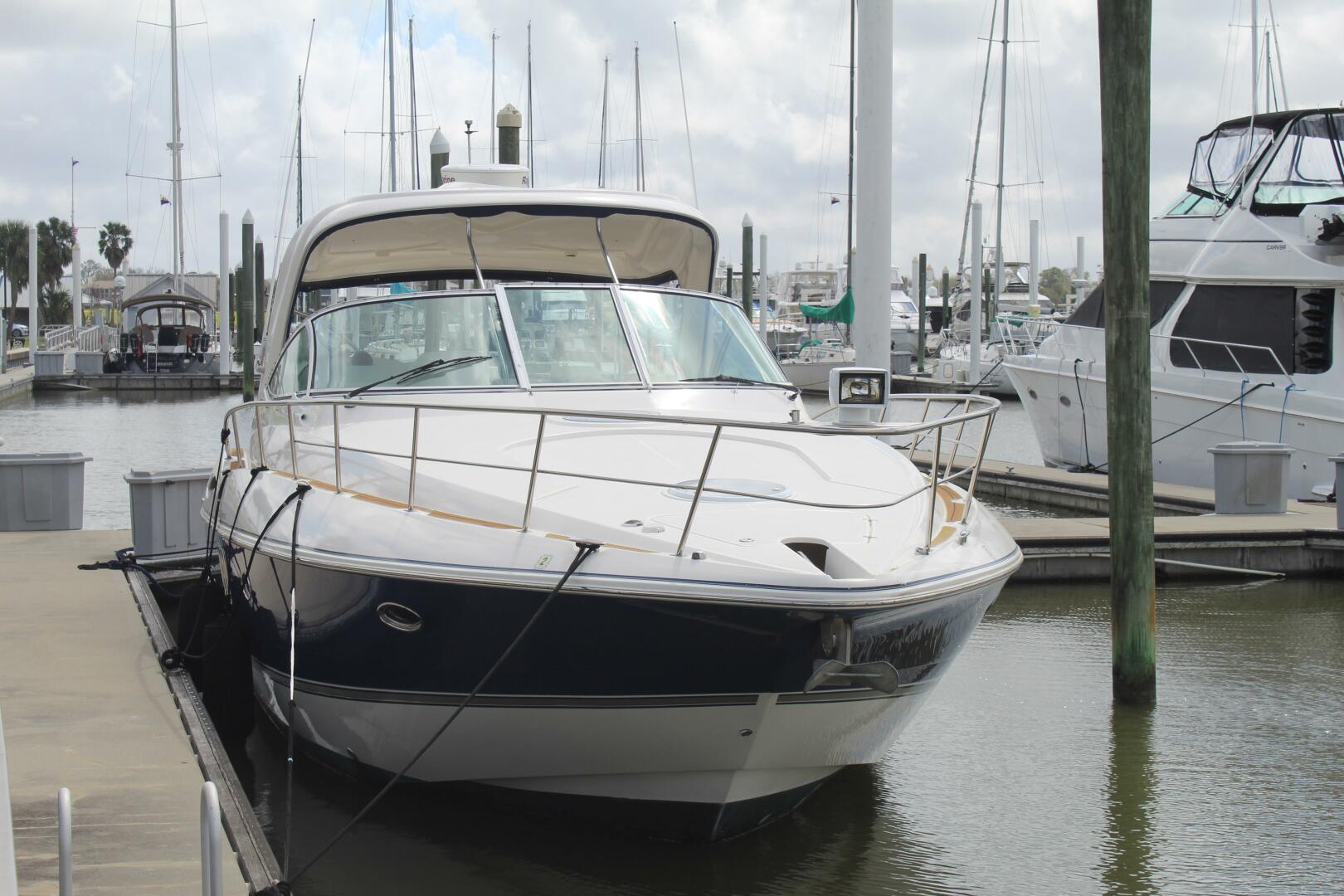2007 Cruisers Yachts 420 Express - Image 7