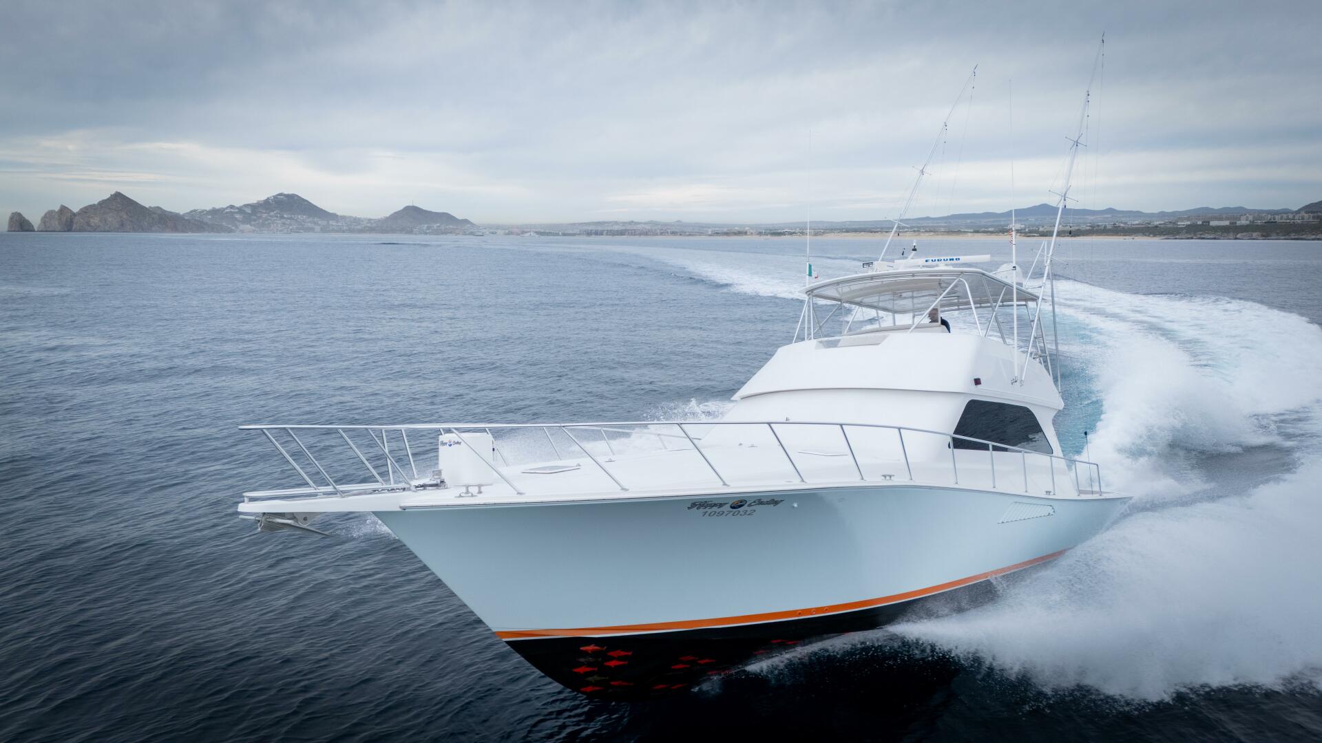 2000 Viking 55 Convertible - Image 40
