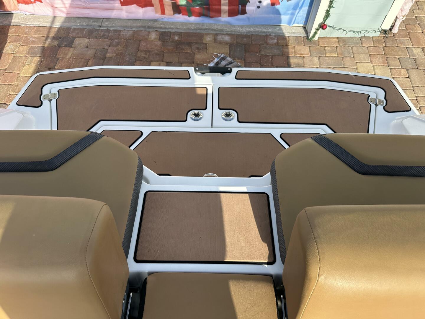 2021 Scarab 215 Base - Image 111