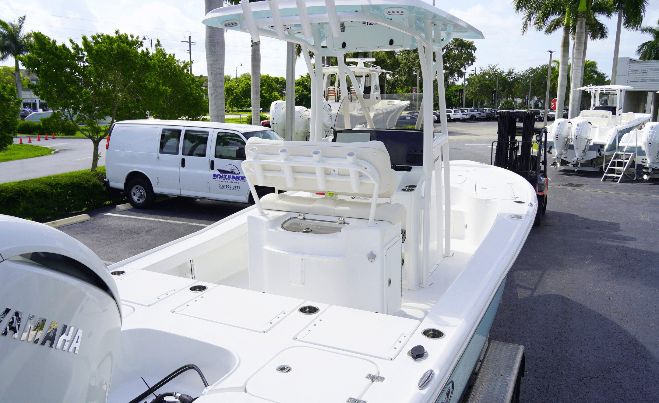 2027 SEA HUNT BX 22BR - Image 14