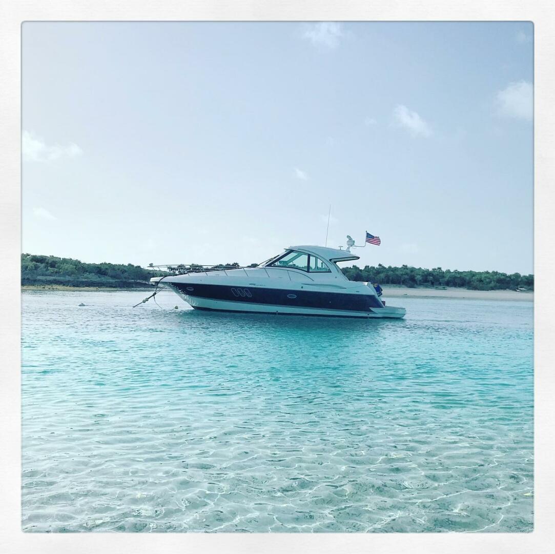2011 Cruisers Yachts 420 Sports Coupe - Image 2