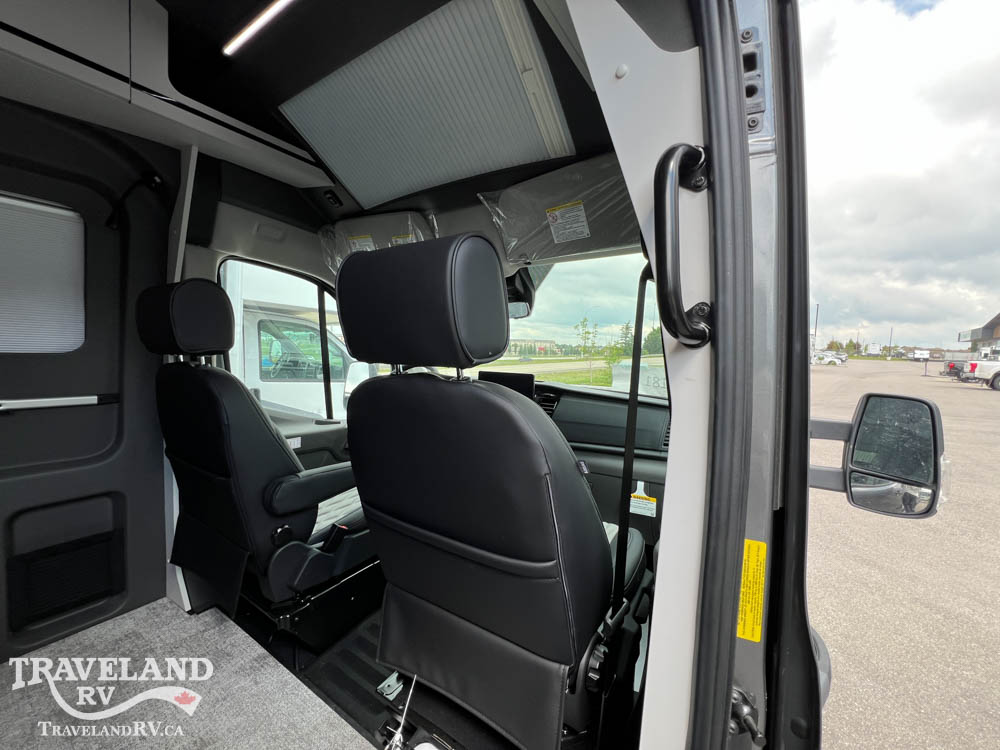 2027 Grand Design Lineage Series VT LVT1 - Image 13
