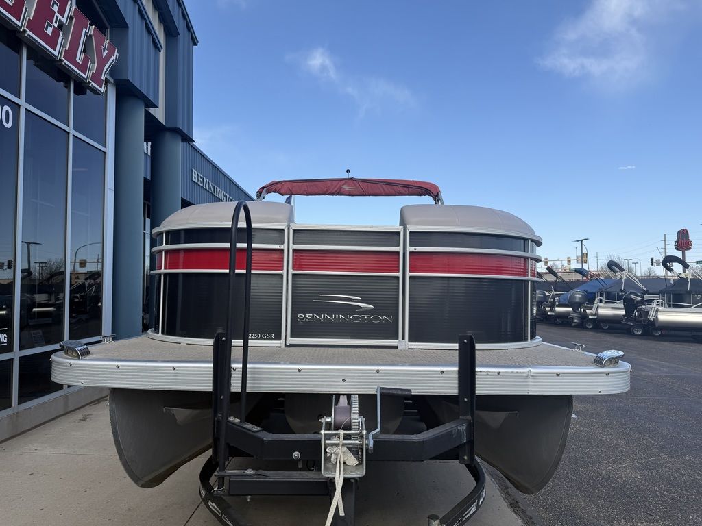 2015 Bennington 2250 GSR - Image 4