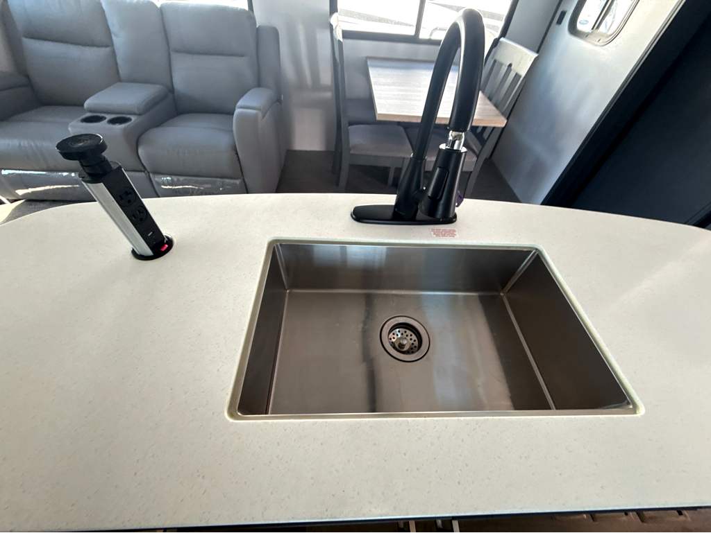 2022 KEYSTONE BULLET 30RIPR - Image 17