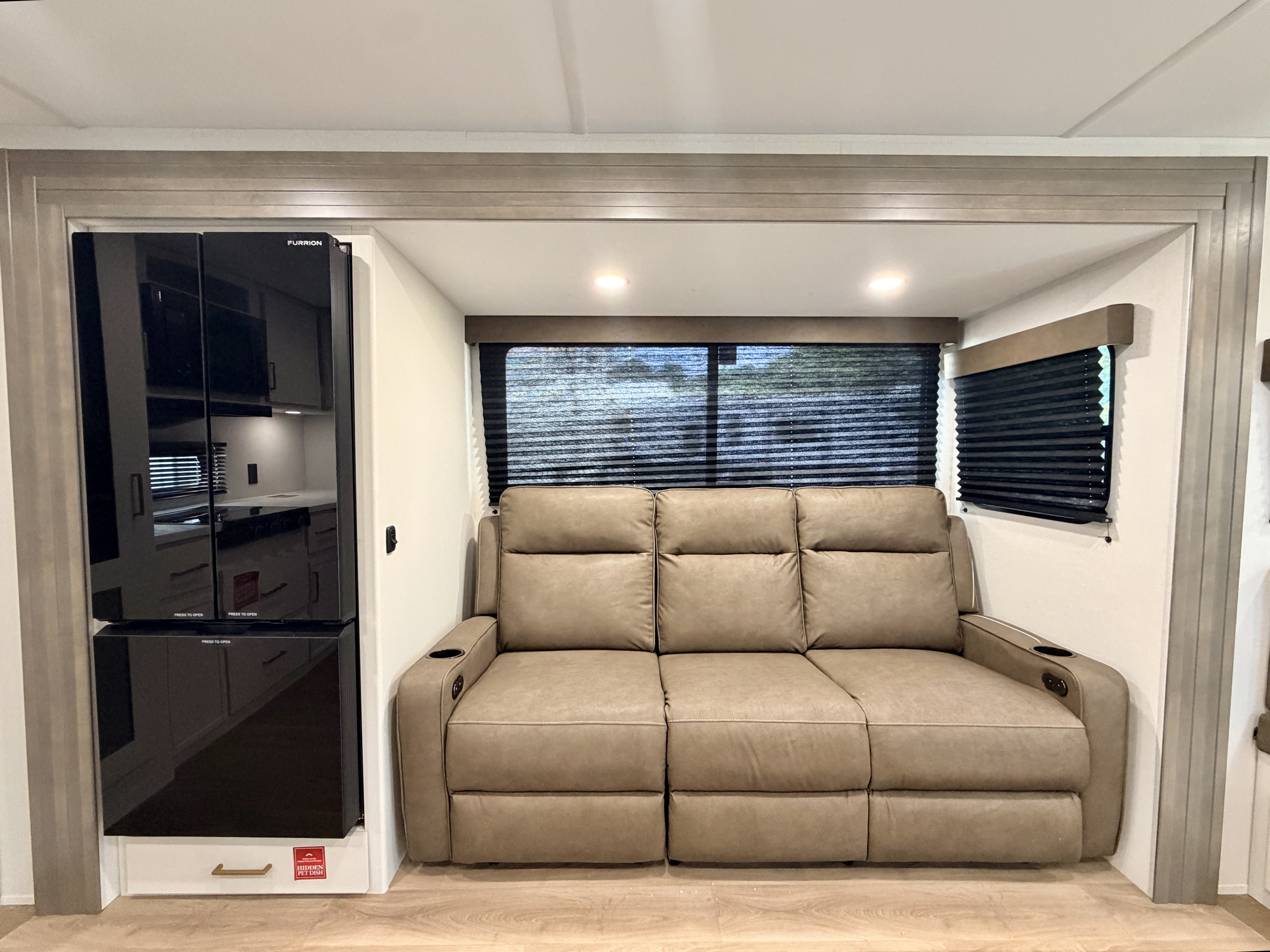 2027 Grand Design Transcend 315RKT - Image 14