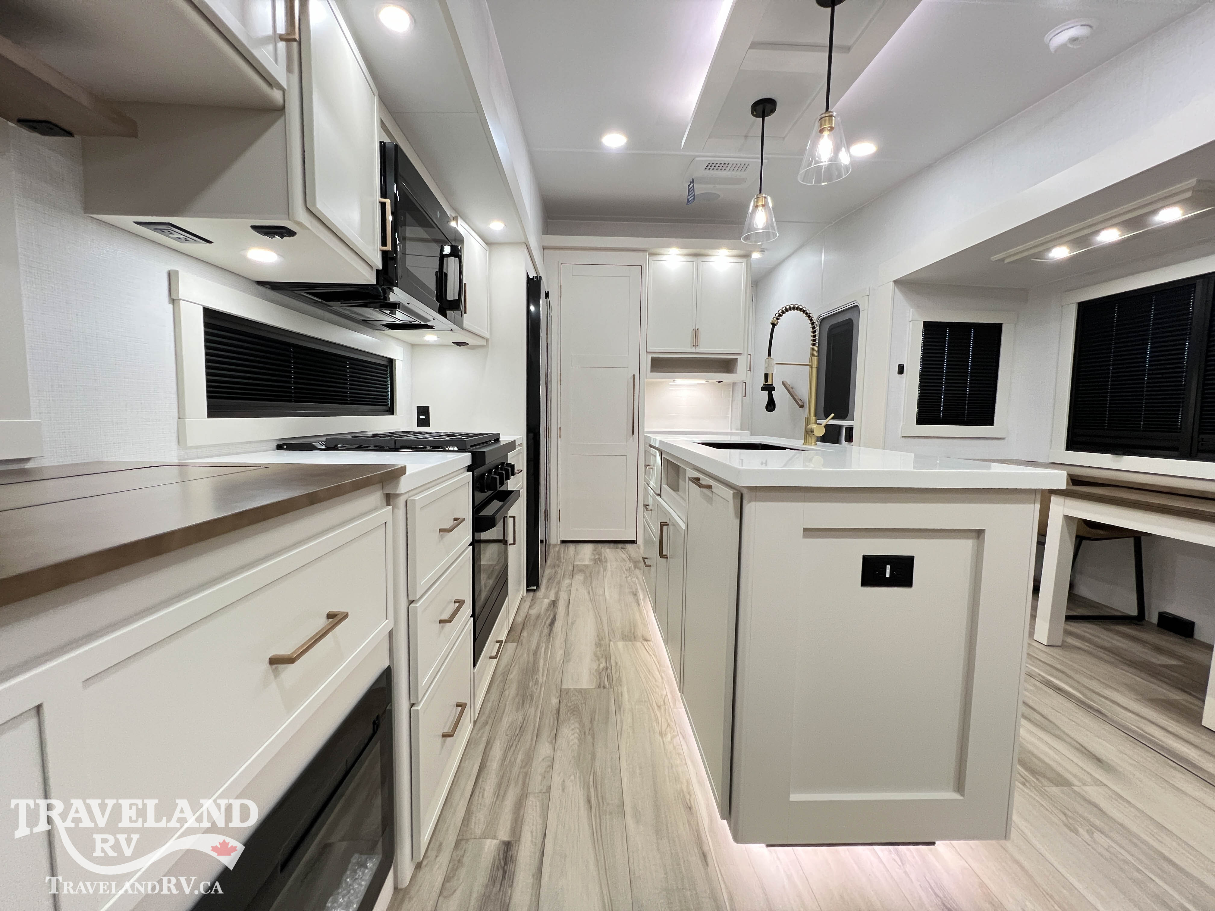 2027 Brinkley RV Model Z 2900 - Image 19