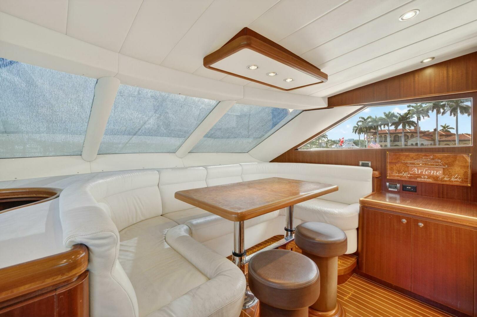 2009 Horizon - Image 18