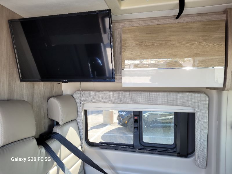 2023 Thor Motor Coach Sequence 20A - Image 10