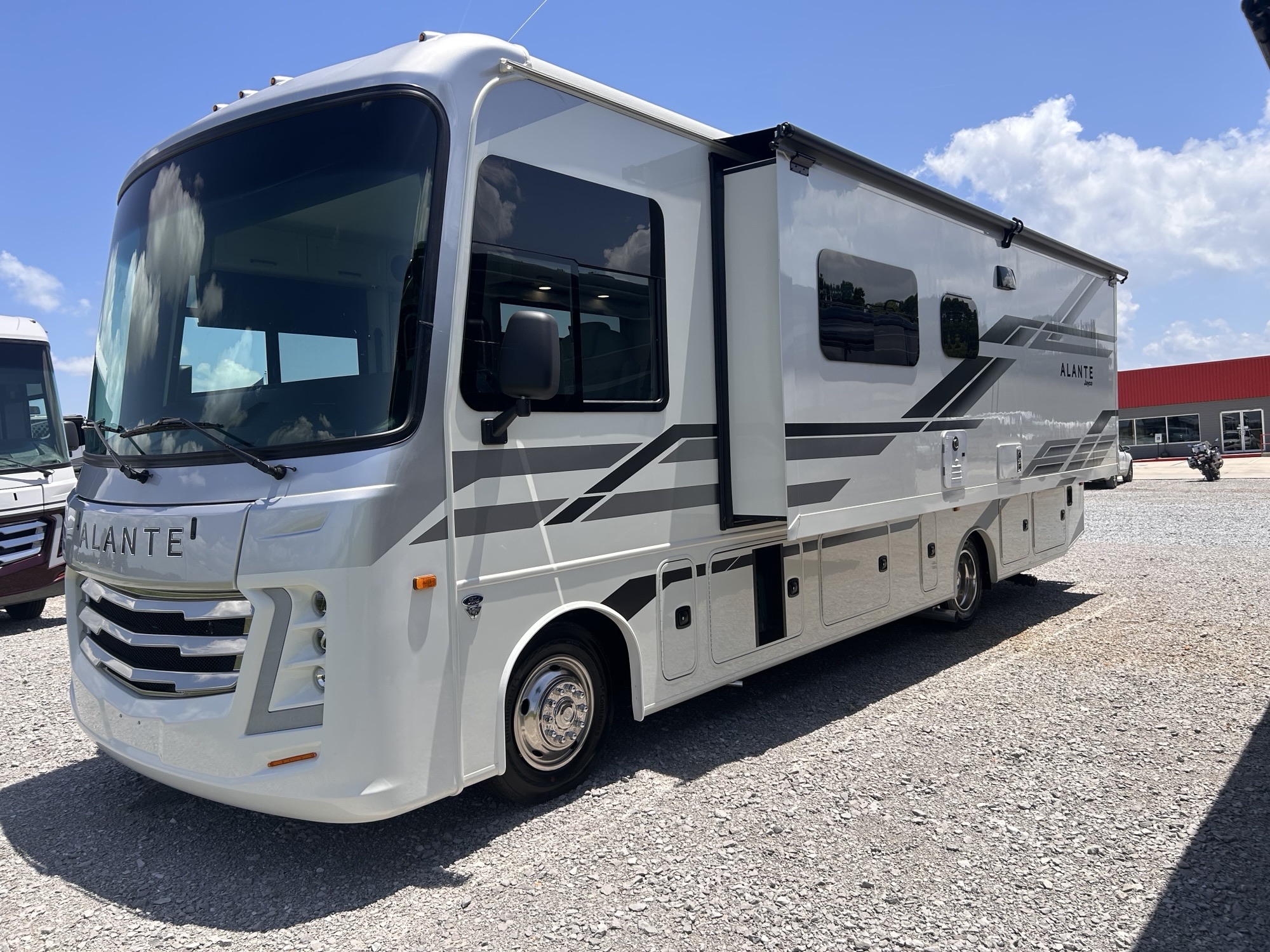 2027 JAYCO ALANTE 29S - Image 3
