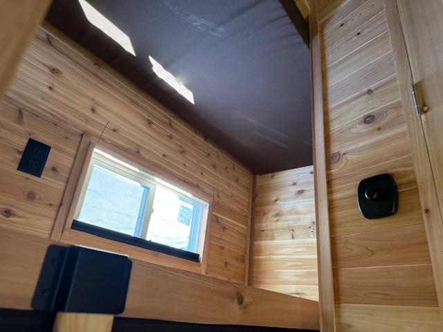 2026 Ice Castle Extreme RV III 8′ x 21′ - Image 28