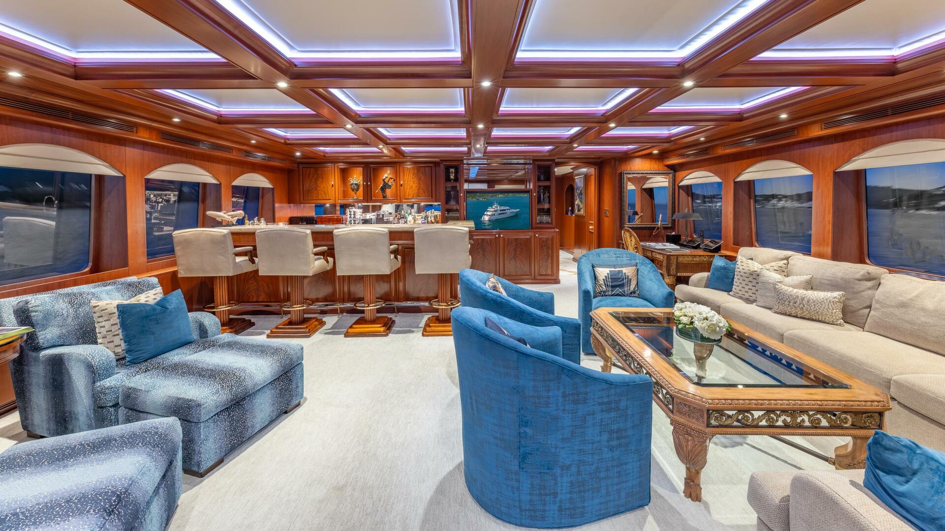 2001 Trinity Yachts Tri-Deck MY - Image 22