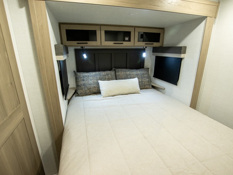 2026 Forest River Rockwood Mini Lite 2523MBR - Image 15