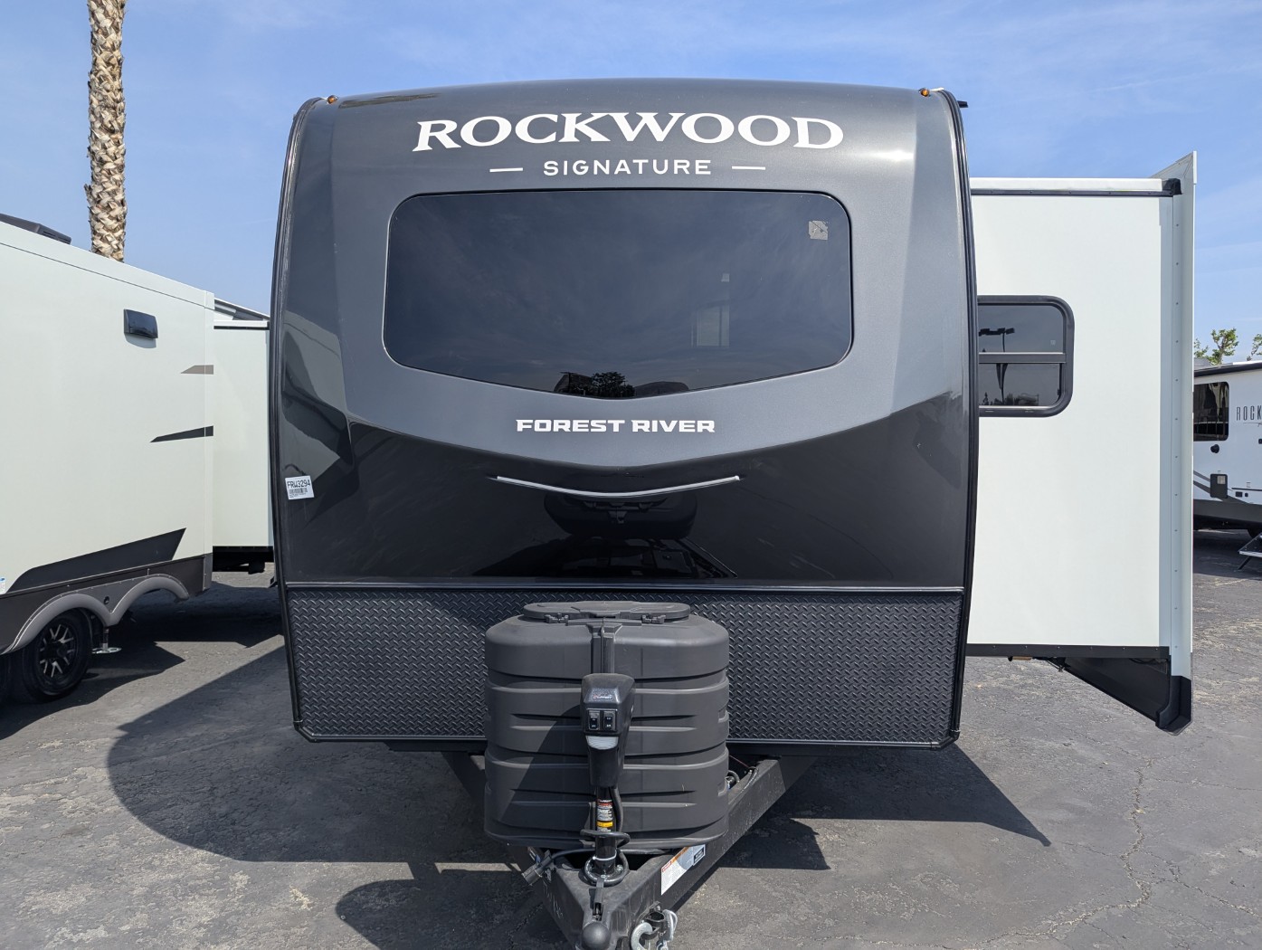 2026 Forest River Rockwood Signature 8336BH - Image 2