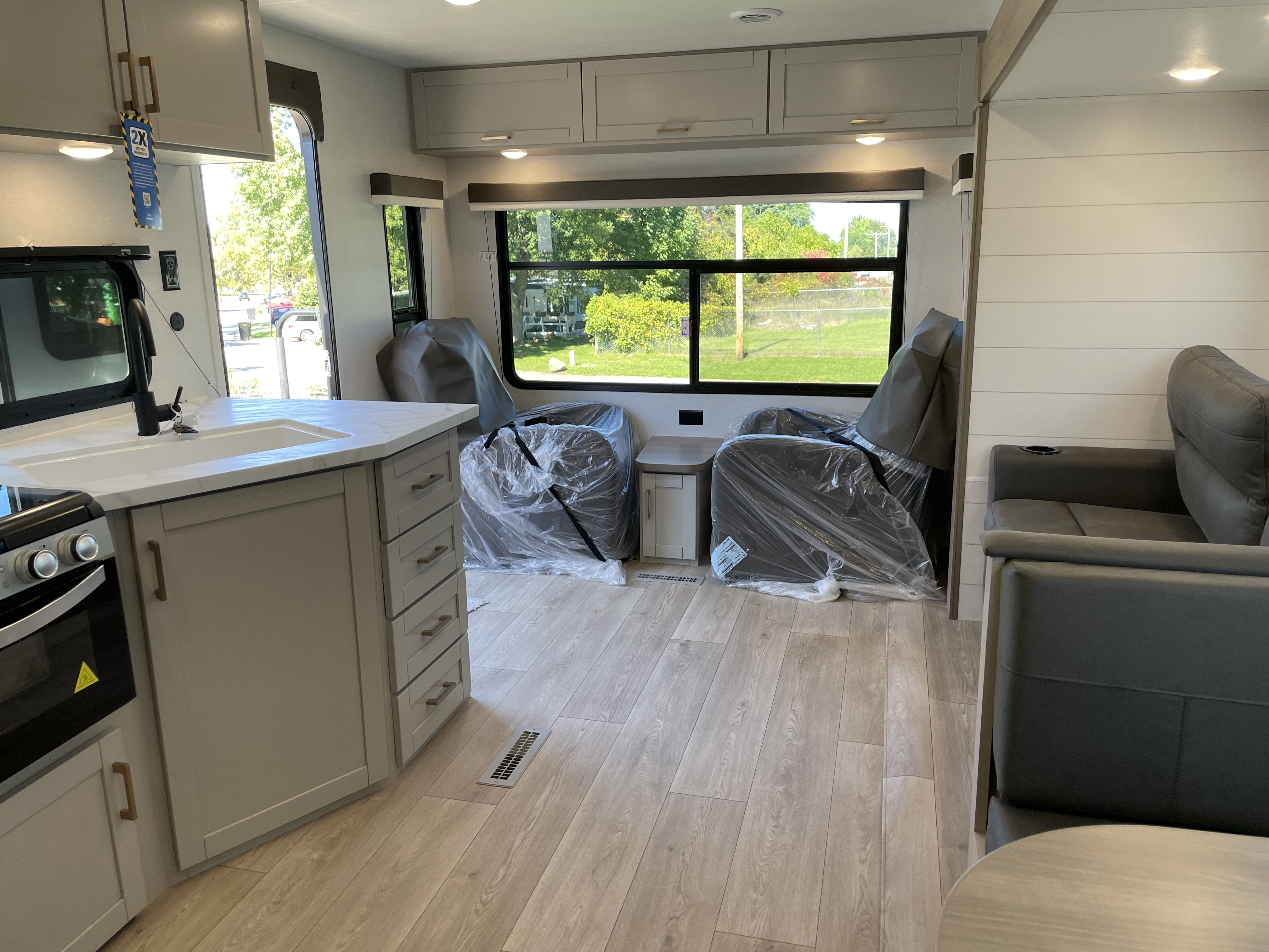 2027 Jayco Jay Flight SLX 262RLS - Image 7