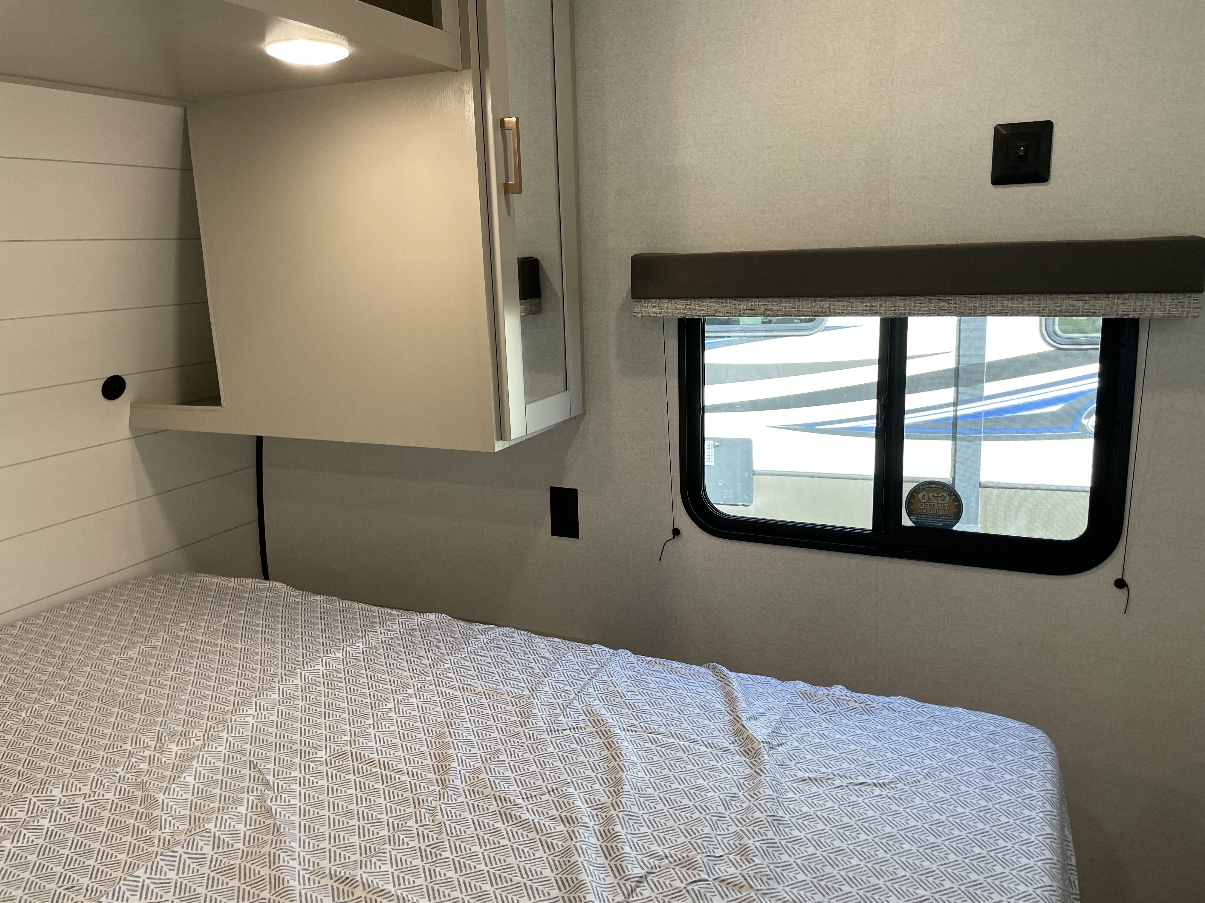 2027 Jayco Jay Flight 260BH - Image 21