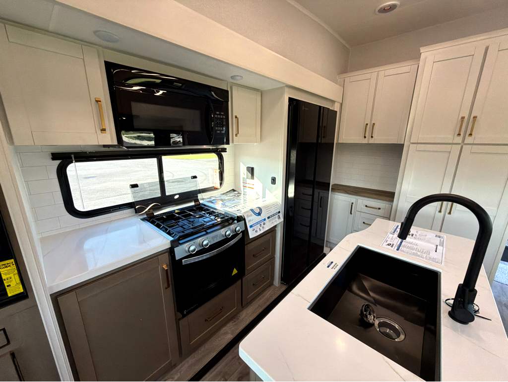 2027 JAYCO EAGLE 355MBQS - Image 18