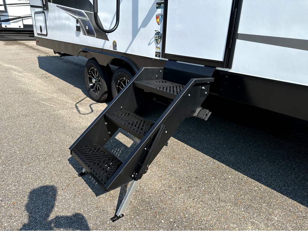 2026 VENTURE RV SPORTTREK 251VFK - Image 8