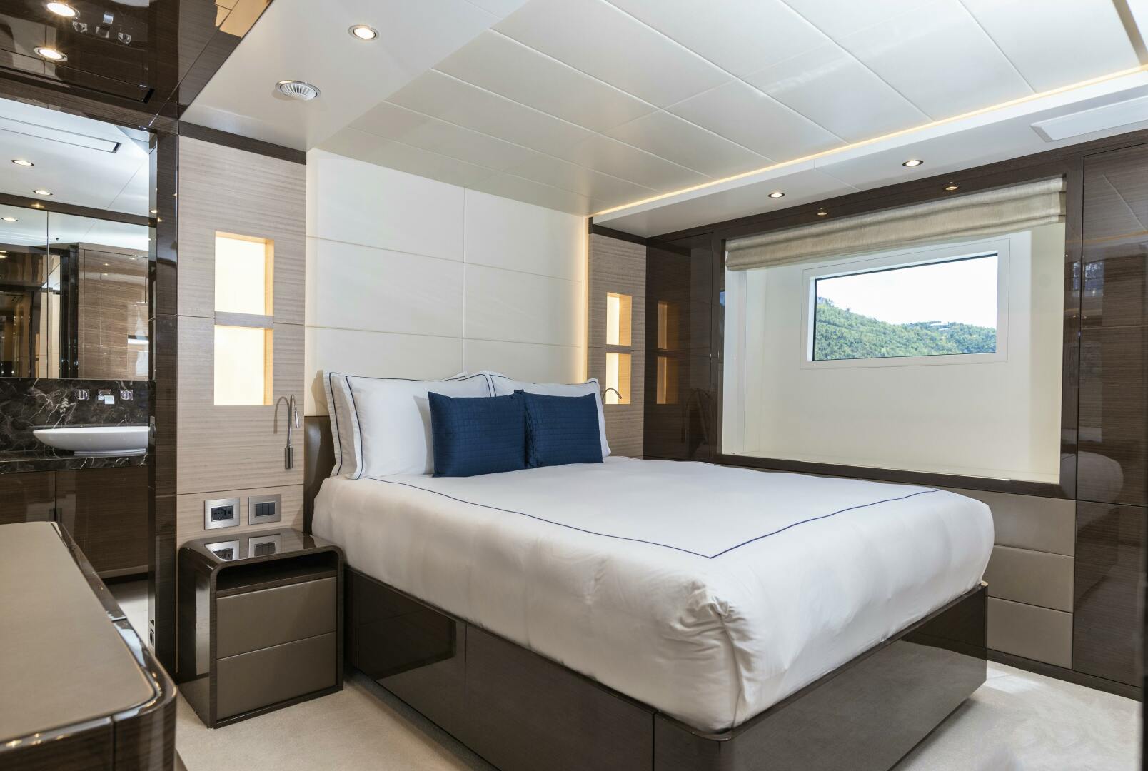 2018 Benetti Benetti Classic Supreme 132 - Image 20