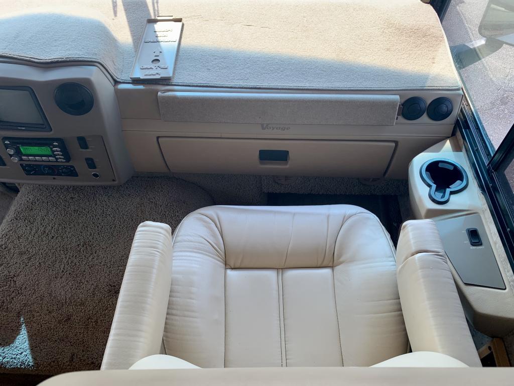 2007 WINNEBAGO VOYAGE 35A FORD - Image 11